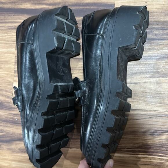 Zara Black Leather Loafers with Modern Platform Sole - Picture 4 of 4